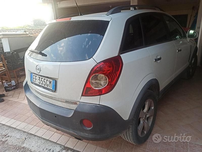 Usata Opel Antara 150 CV (110 kW) 2010 Bianco SUV