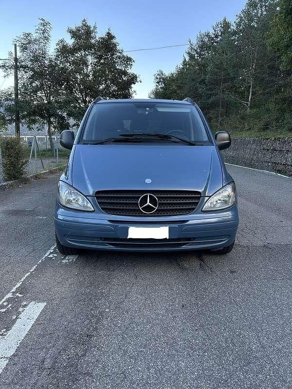 Usata Mercedes Vito 109 CV (80 kW) 2005 Blu/azzurro Furgone