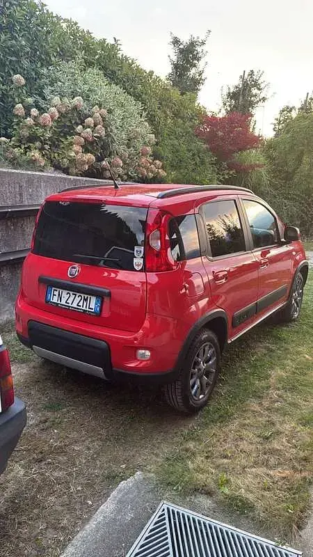 Usata Fiat Panda 4x4 95 CV (69 kW) 2018 Rosso Utilitaria