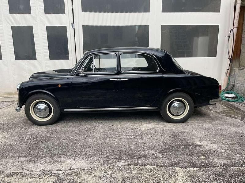 Usata Lancia Appia 44 CV (32 kW) 1956 Nero Berlina