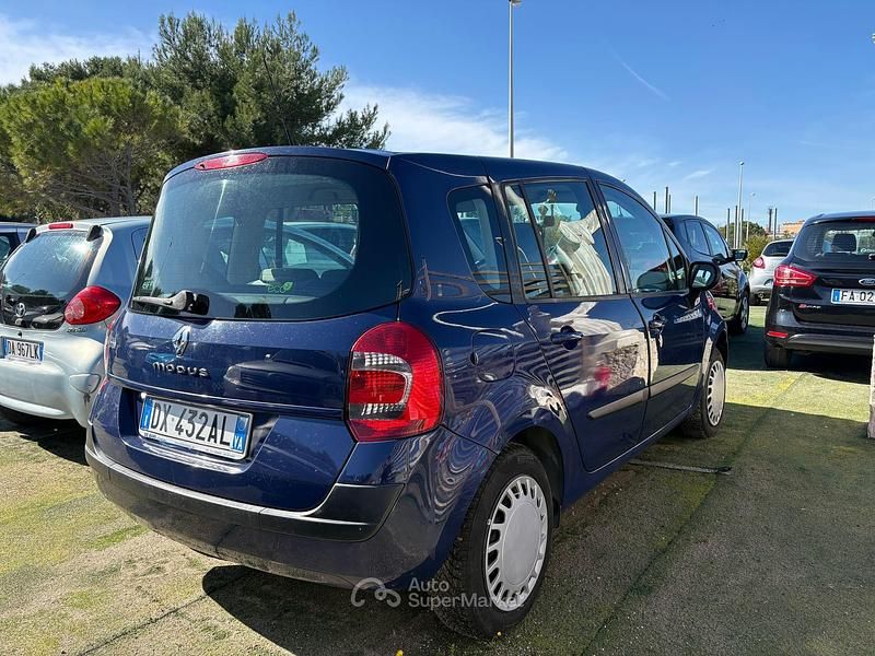 Usata Renault Modus 75 CV (55 kW) 2009 Monovolume