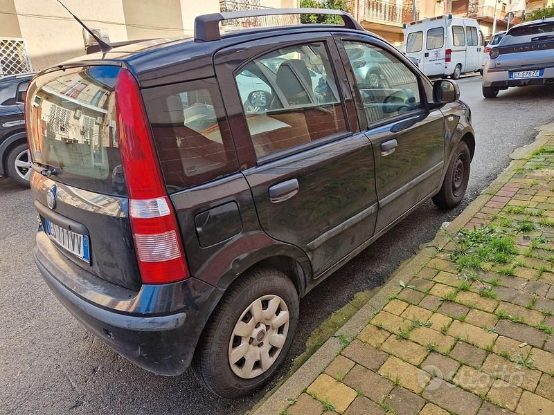 Usata Fiat Panda 54 CV (39 kW) 2011 Nero Utilitaria