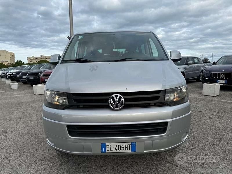 Usata VW T5 Comfortline 140 CV (102 kW) 2012 Grigio Furgone