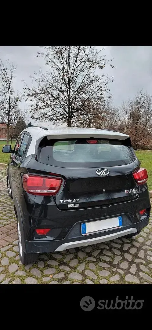 Usata Mahindra KUV100 83 CV (61 kW) 2019 Nero SUV
