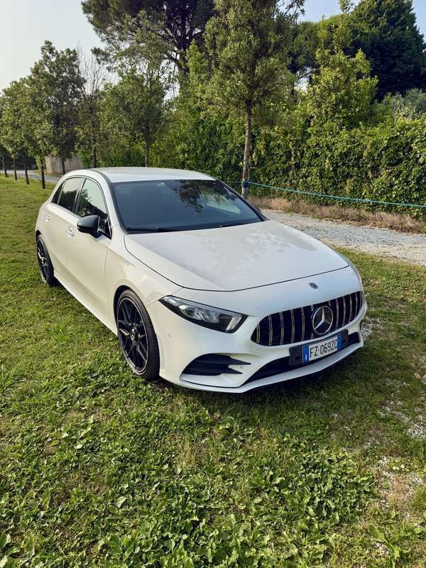 Bianco Usata 2020 Mercedes A220 Premium Tre volumi | 26.900 € (Buon prezzo) - Immagine 1/4