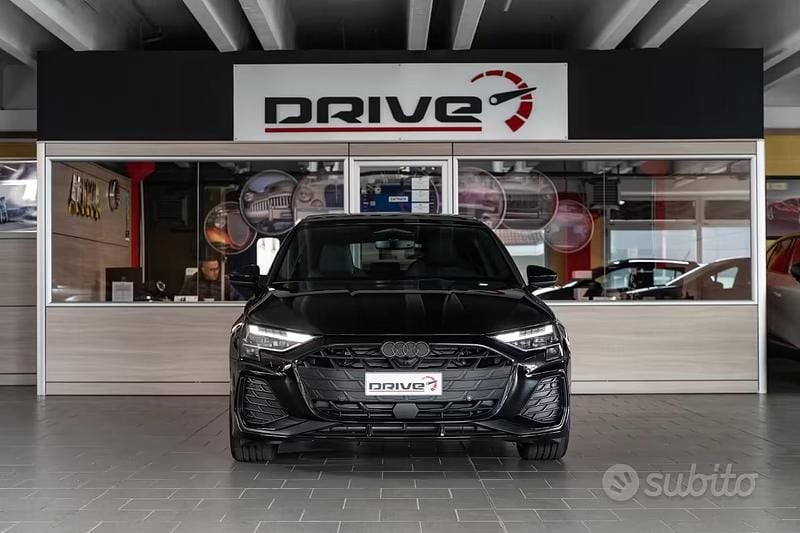 Nuova Audi A3 S-Line 150 CV (110 kW) 2025 Nero Berlina