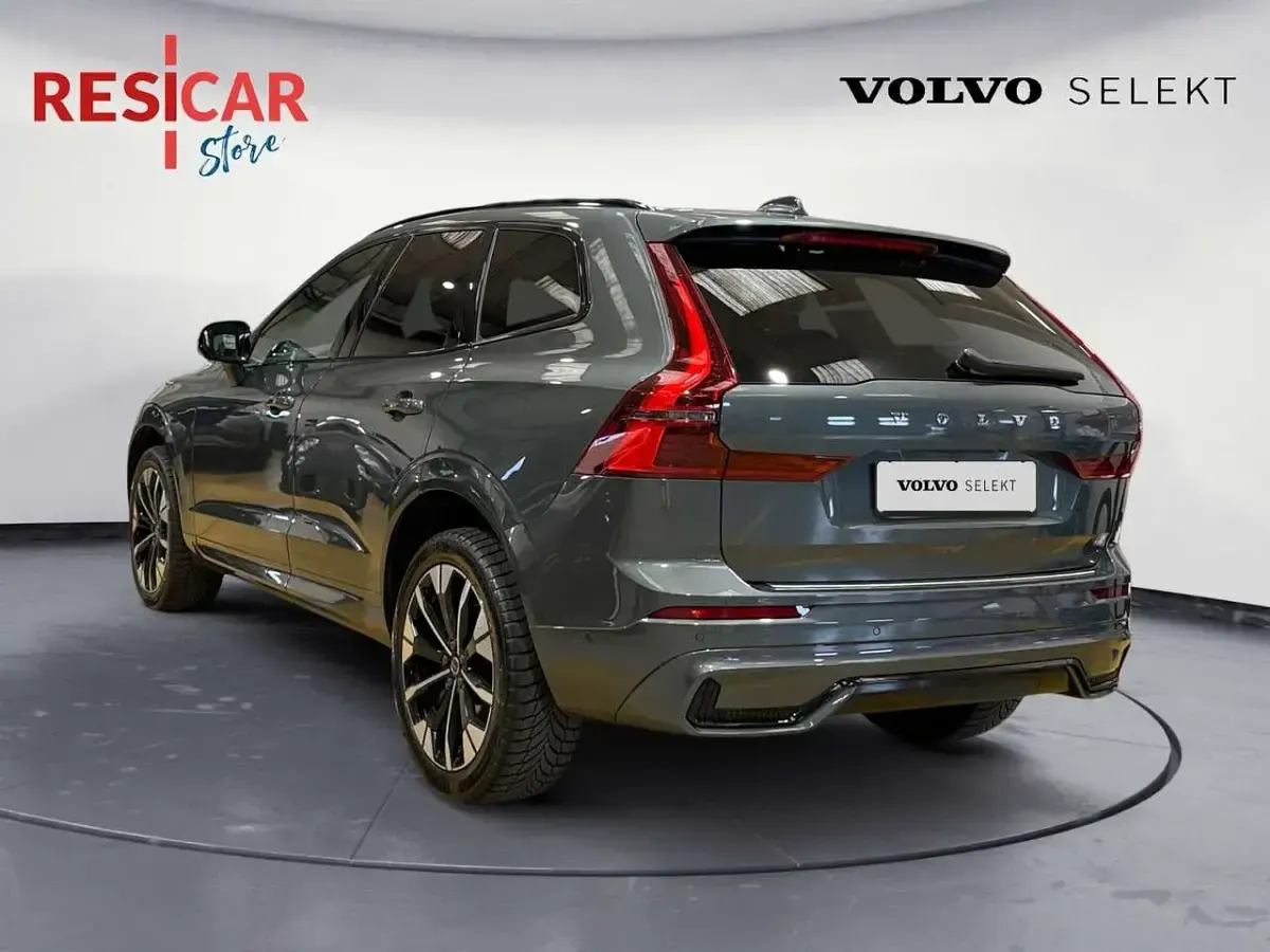 Usata Volvo XC60 Plus 250 CV (183 kW) 2025 74600 SUV