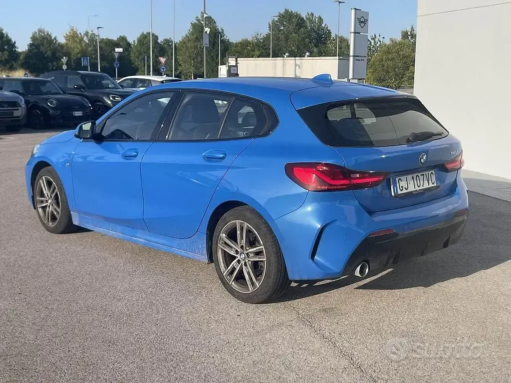 Usata BMW 116 M Sport 116 CV (85 kW) 2022 Bluazzurro Utilitaria