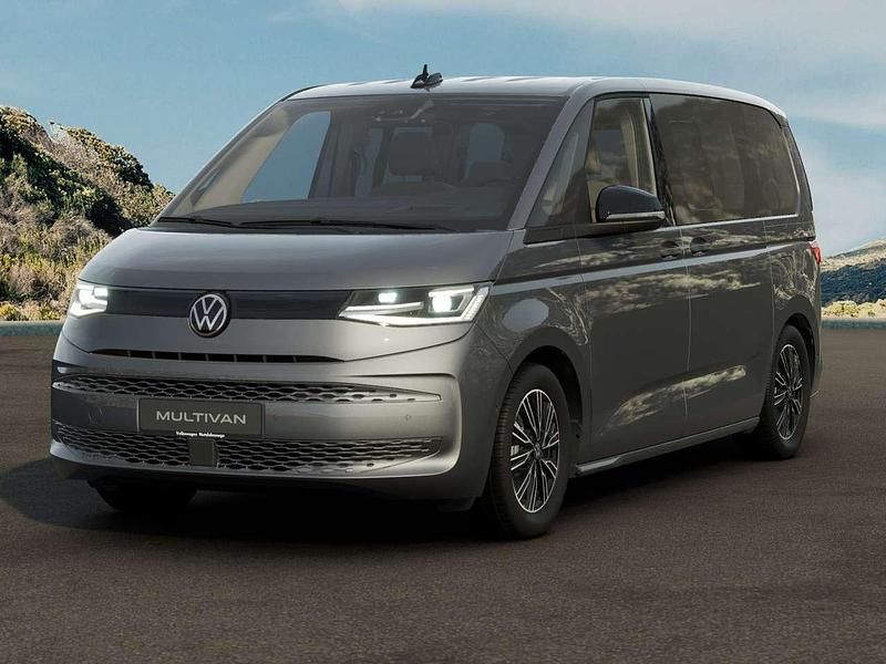 Usata VW Multivan 218 CV (160 kW) 2024 Grigio indio metallizzato Furgone
