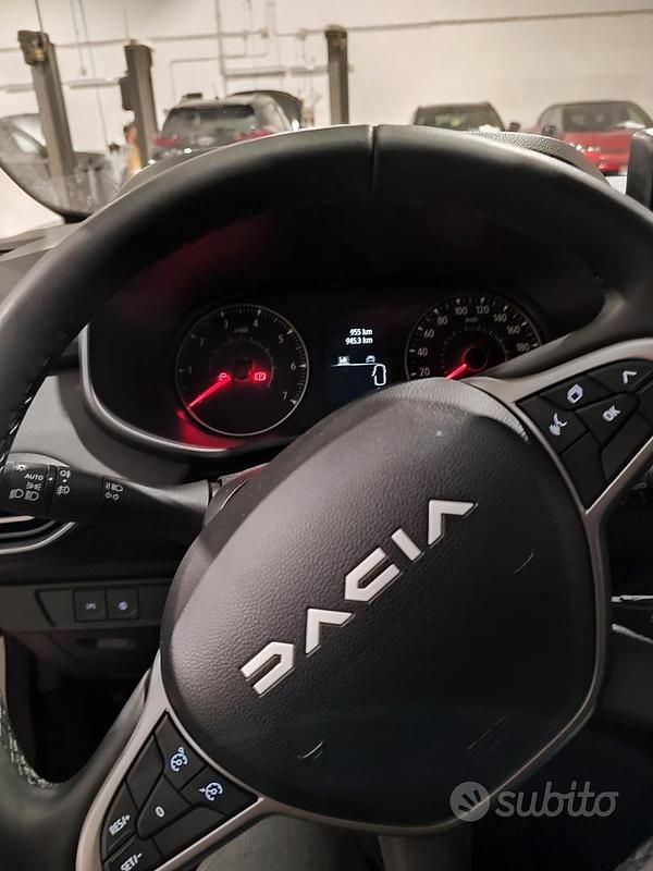 Bianco Usata 2024 Dacia Jogger Monovolume | 18.300 € (Buon prezzo) - Immagine 1/1