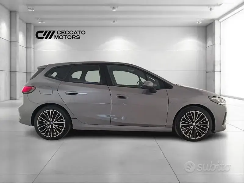 Usata BMW 218 Active Tourer M Sport 150 CV (110 kW) 2025 Grigio Monovolume