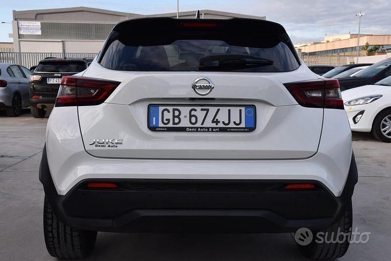 Usata Nissan Juke N-Connecta 117 CV (86 kW) 2020 Bianco SUV