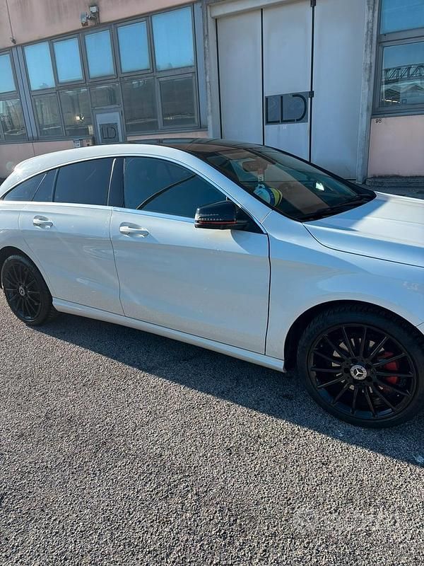Begagnad Mercedes CLA220 177 HK (130 kW) 2015 Vit Sedan