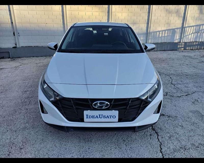 Usata Hyundai i20 83 CV (61 kW) 2023 Bianco Berlina