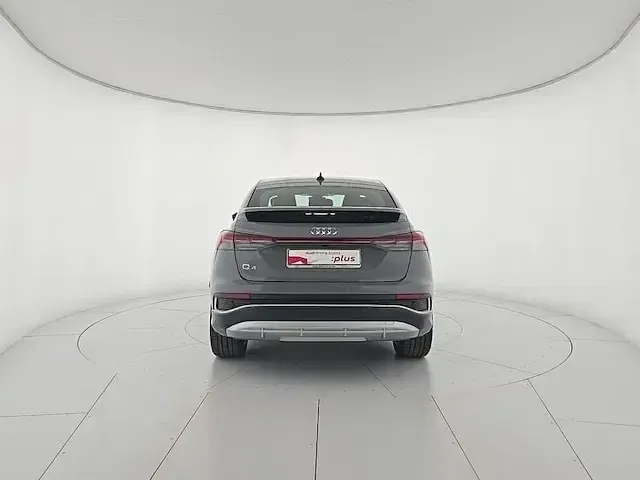 Usata Audi Q4 e-tron S-Line 125 kW (170 CV) 2025 Grigio selce SUV