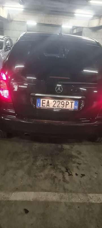 Usata Mercedes A150 95 CV (69 kW) 2011 Nero Monovolume