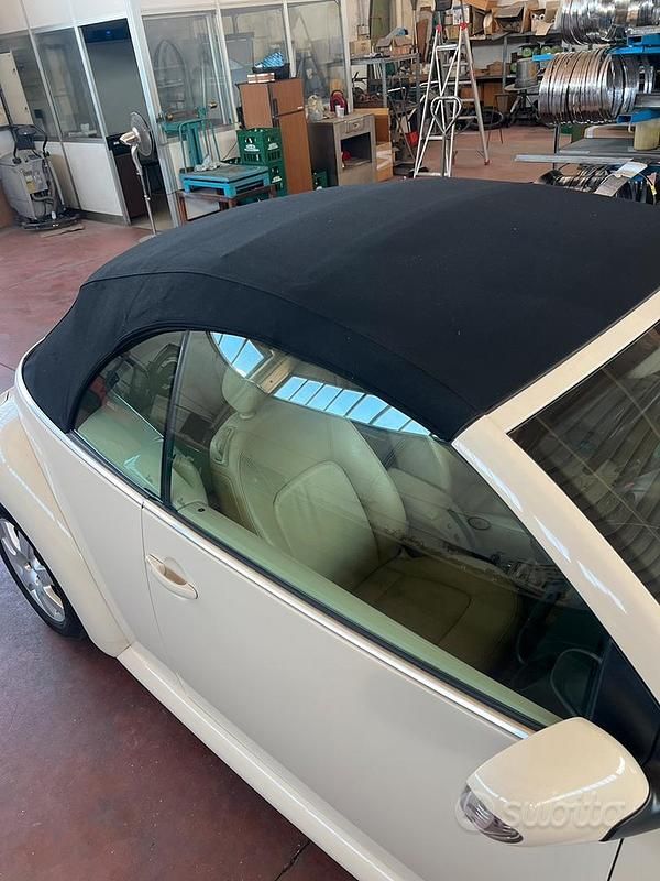 Usata VW New Beetle 2003 Utilitaria