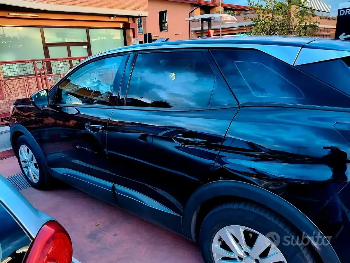 Usata Peugeot 3008 120 CV (88 kW) 2018 Nero SUV