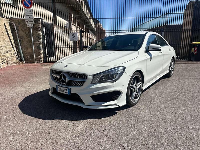 Usata Mercedes CLA220 Premium 177 CV (130 kW) 2016 Bianco Berlina