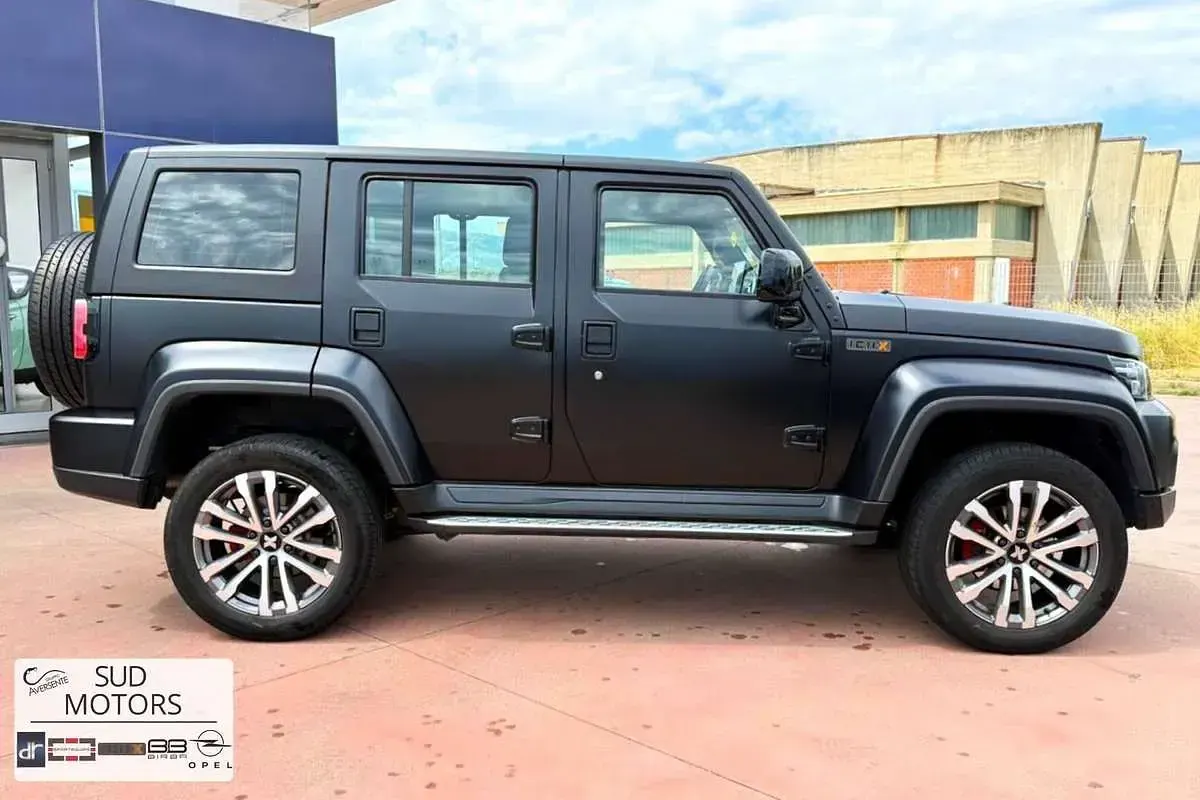 Usata ICH-X K2 162 CV (119 kW) 2025 Nero SUV