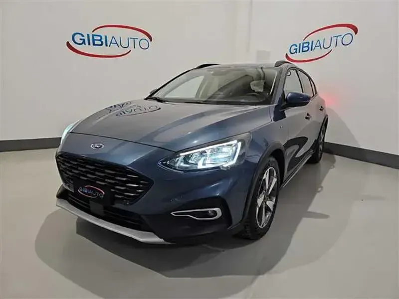 Usata Ford T Active 125 CV (91 kW) 2022 Blu scuro SUV