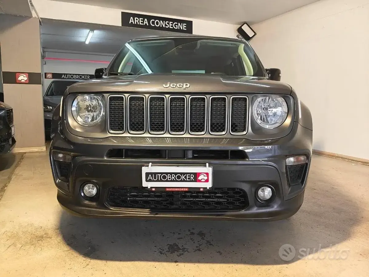 Usata Jeep Renegade Limited 131 CV (96 kW) 2023 Grigio SUV