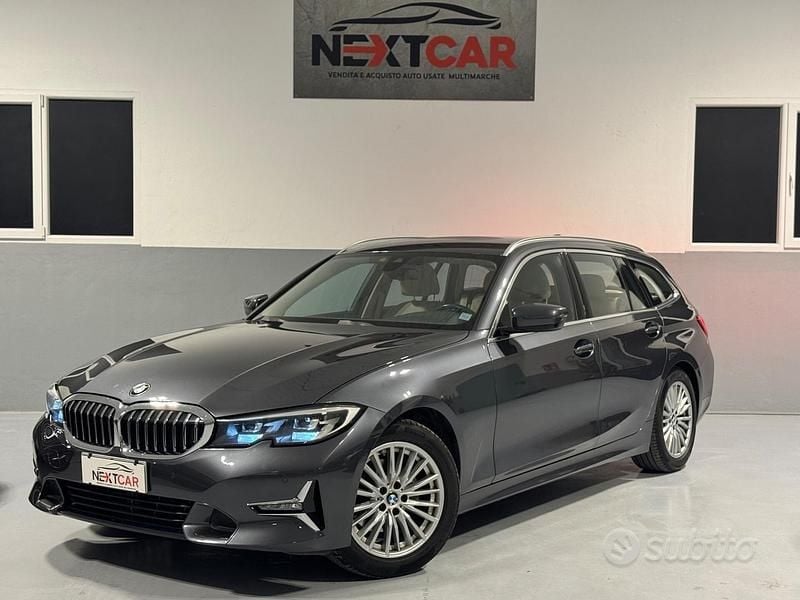 Usata BMW 320 Luxury Line 190 CV (139 kW) 2020 Grigio Station wagon