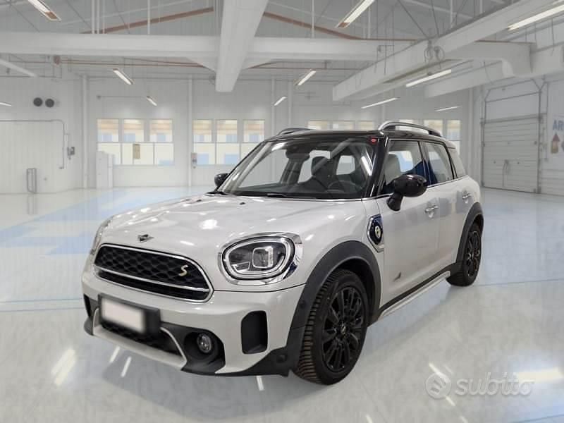 Usata Mini Cooper S Countryman Business 220 CV (161 kW) 2020 Argent SUV