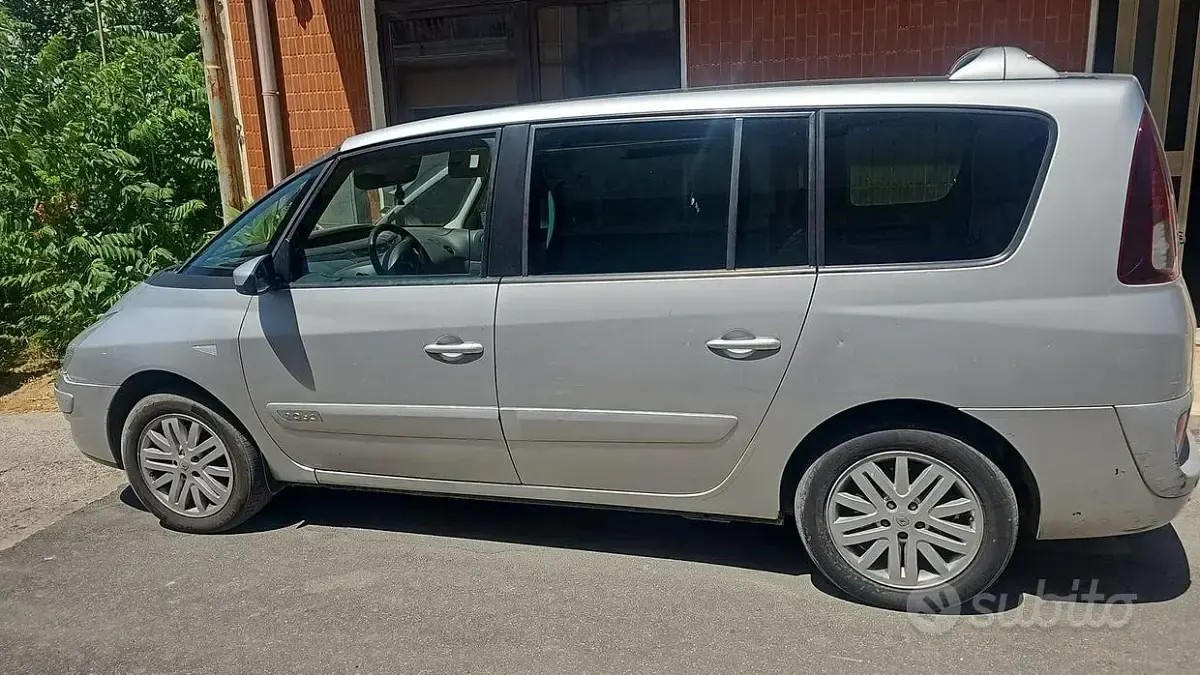 Usata Renault Espace 175 CV (128 kW) 2006 Grigio Monovolume