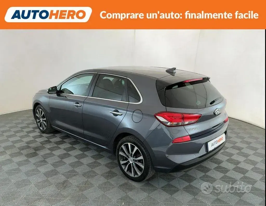 Usata Hyundai i30 Style 110 CV (80 kW) 2016 Grigio Berlina