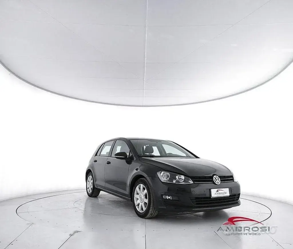 Usata VW Golf VII Trendline 90 CV (66 kW) 2016 Nero Utilitaria