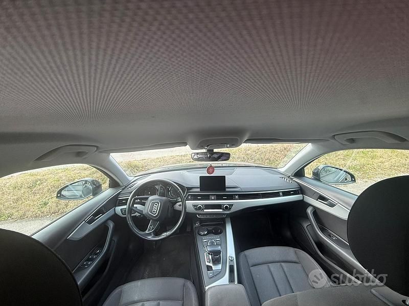 Usata Audi A4 S-Line 150 CV (110 kW) 2018 Nero Station wagon