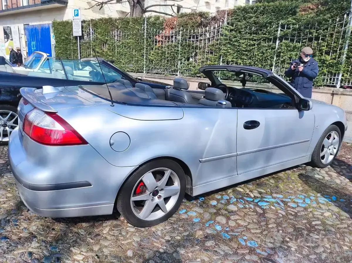Usata Saab 9-3 Cabriolet 175 CV (128 kW) 2009 Grigio Cabrio