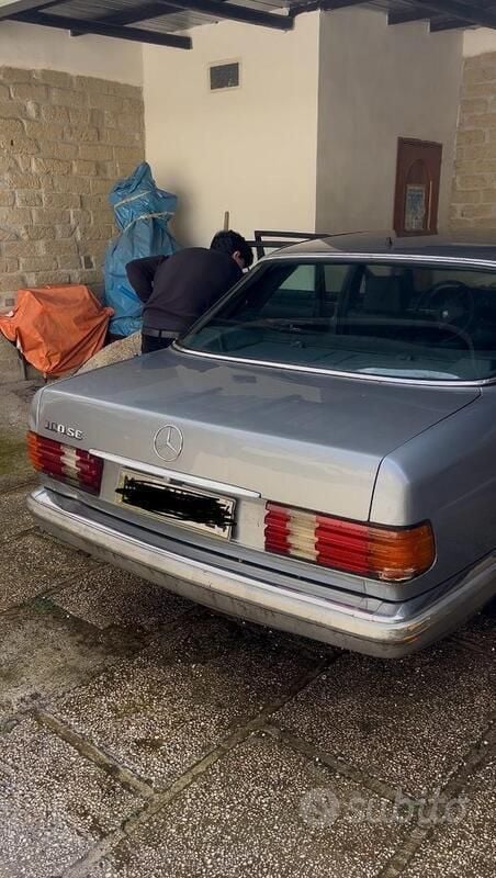 Usata Mercedes E300 1988 Grigio Berlina
