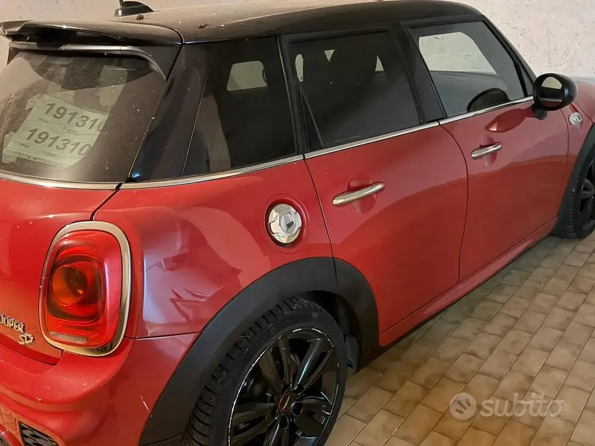 Usata Mini Cooper SD 170 CV (125 kW) 2015 Utilitaria