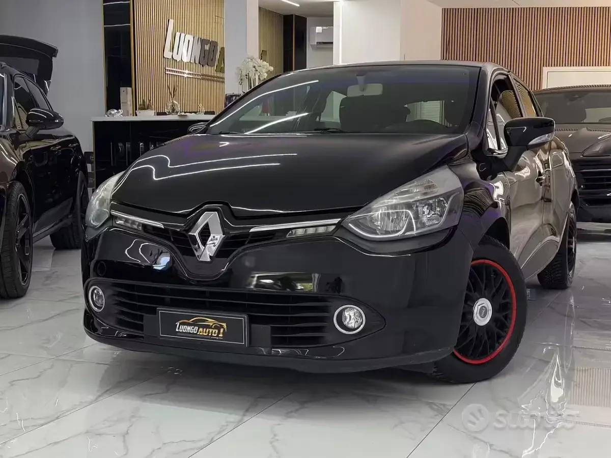 Usata Renault Clio IV 73 CV (53 kW) 2013 Nero Berlina