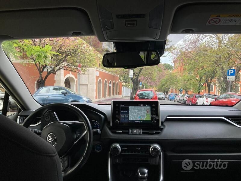 Usata Toyota RAV4 Hybrid 178 CV (130 kW) 2021 Bianco SUV