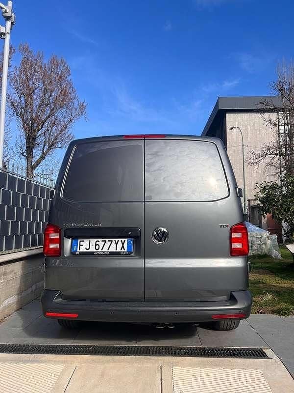 Usata VW T6 150 CV (110 kW) 2017 Grigio Furgone
