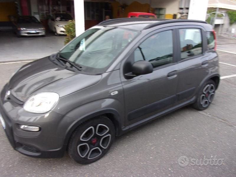 Usata Fiat Panda City Life 69 CV (50 kW) 2022 Grigio Berlina