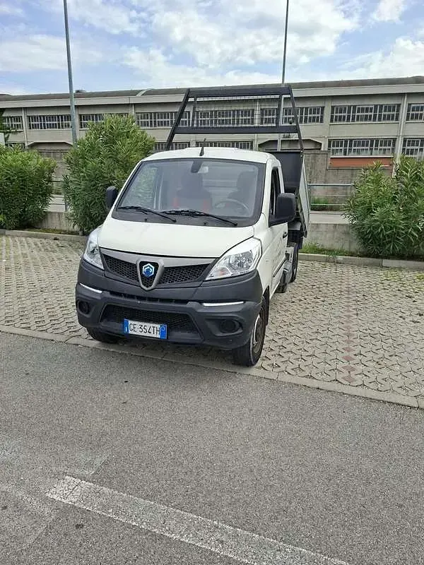 Usata Piaggio Porter 106 CV (77 kW) 2021 Bianco