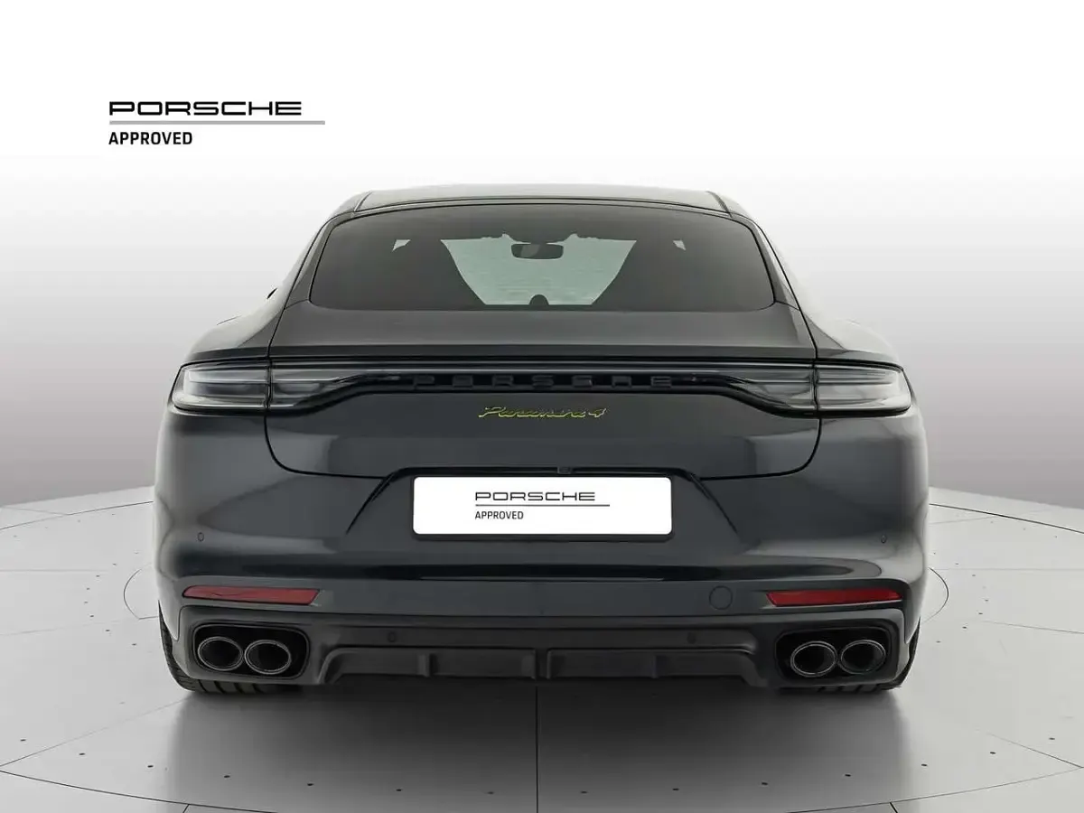 Usata Porsche Panamera 4 Platinum Edition 330 CV (242 kW) 2023 Other Utilitaria