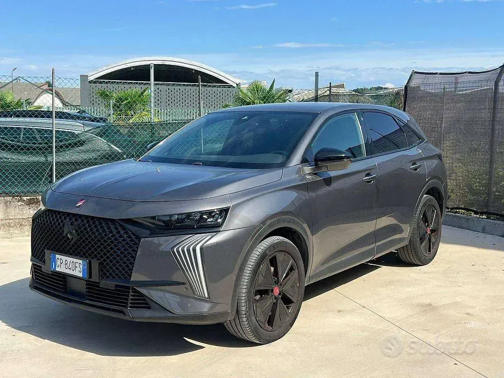 Usata DS Automobiles DS7 Crossback Performance 131 CV (96 kW) 2023 Grigio SUV