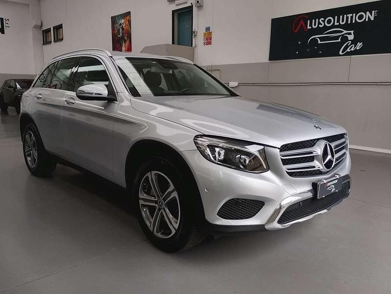 Usata Mercedes GLC250 204 CV (150 kW) 2018 Argento SUV