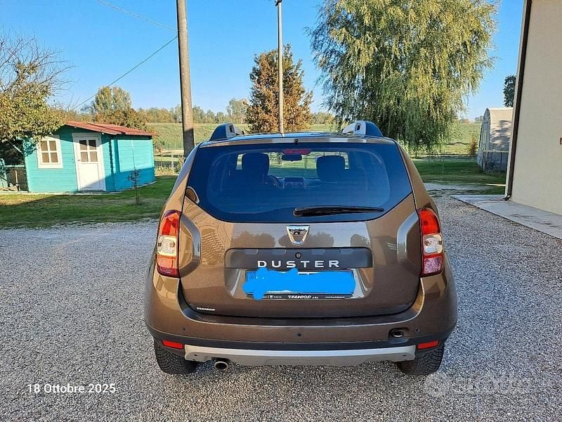 Usata Dacia Duster Ambiance 110 CV (80 kW) 2018 Bronzo SUV