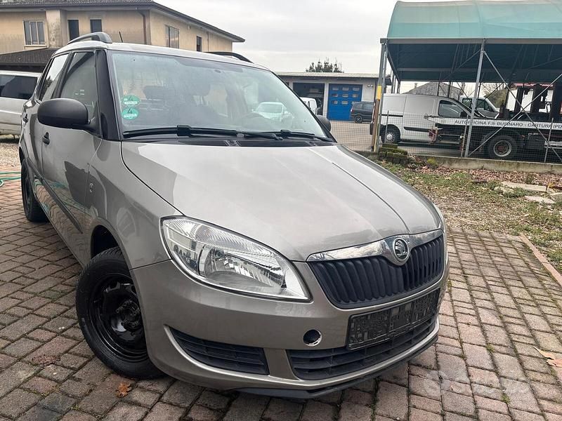 Usata Skoda Fabia Monte Carlo 86 CV (63 kW) 2014 Grigio Berlina