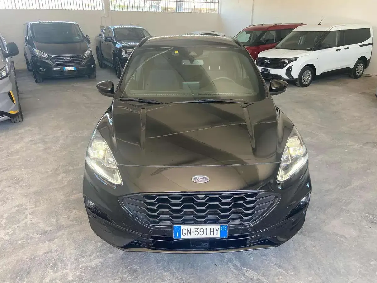 Usata Ford Kuga ST-Line X 225 CV (165 kW) 2023 Nero SUV