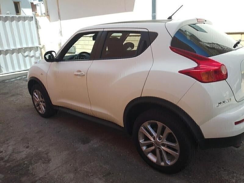 Usata Nissan Juke Tekna 110 CV (80 kW) 2012 Bianco SUV