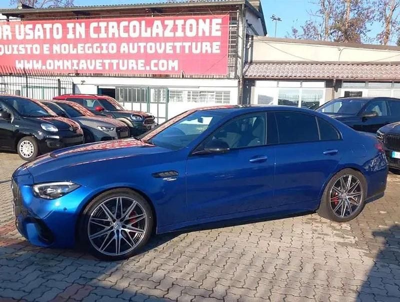Blu/azzurro Usata 2025 Mercedes C63 AMG AMG Tre volumi | 87.800 € (Buon prezzo) - Immagine 1/4