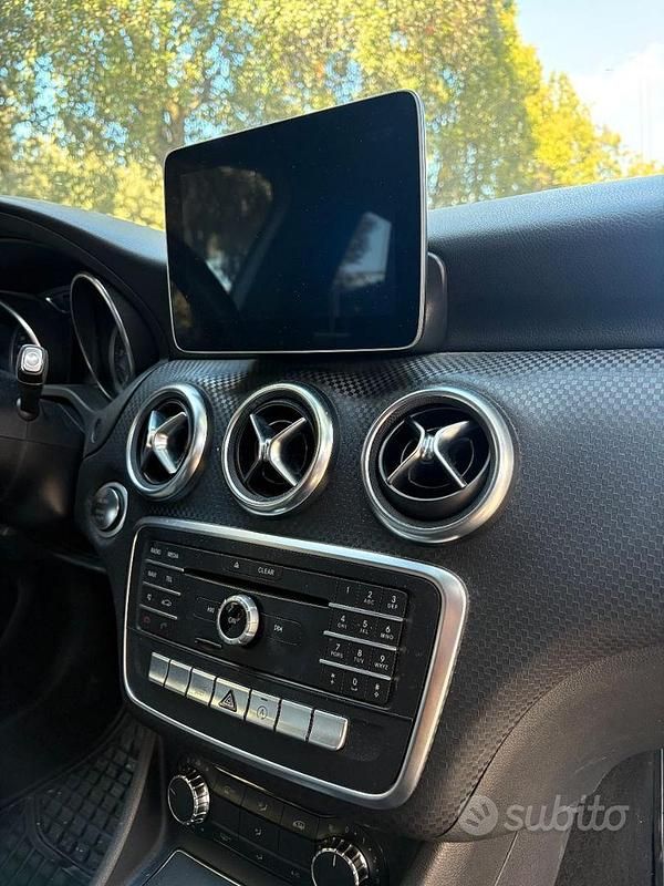 Usata Mercedes A180 2018 Grigio Berlina