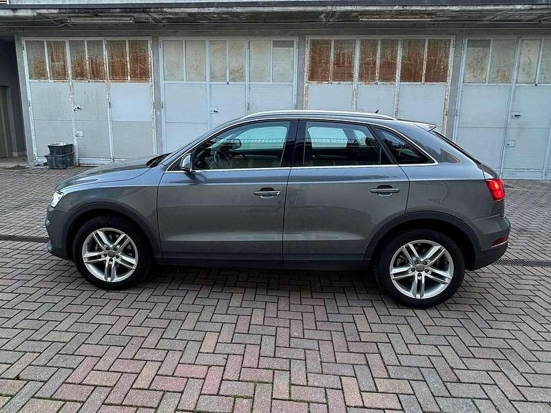Usata Audi Q3 Business 140 CV (102 kW) 2015 Grigio SUV